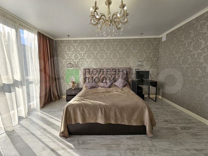 3-к. квартира, 90 м², 7/10 эт.