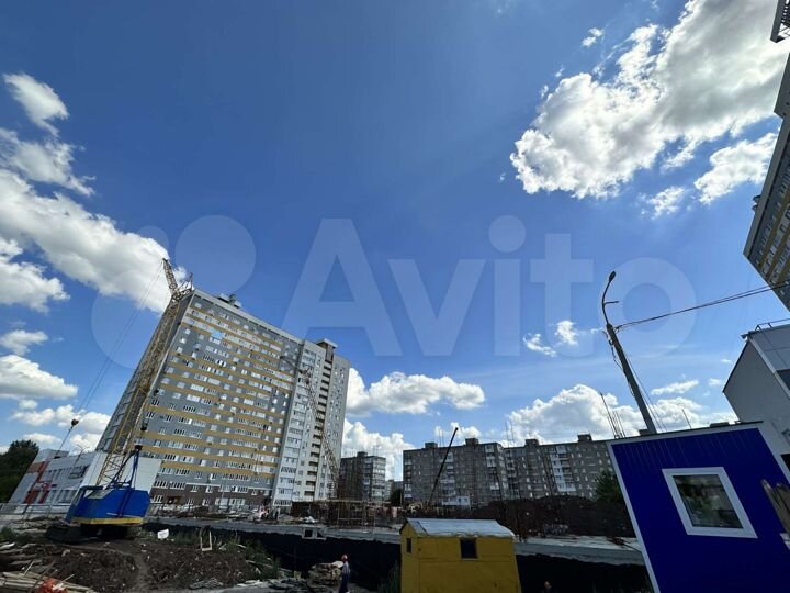 2-к. квартира, 38,1 м², 1/18 эт.