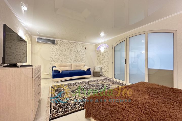 2-к. квартира, 42 м², 1/5 эт.