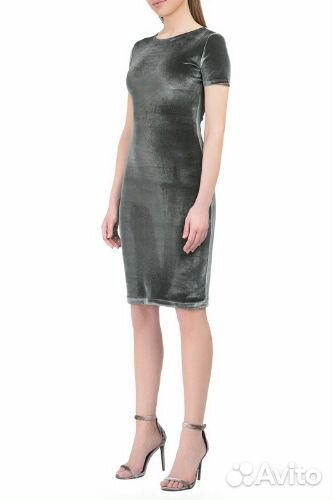 Платье новое бархатное Emka 46