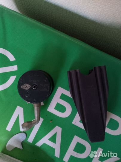 Прибор, мерять давление в колёсах