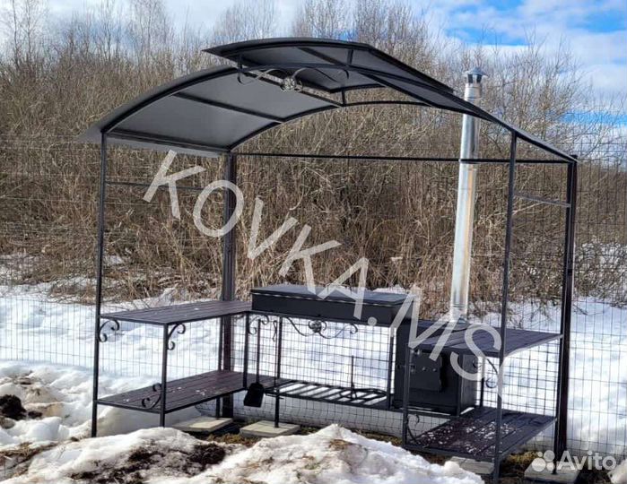 Беседка с мангалом
