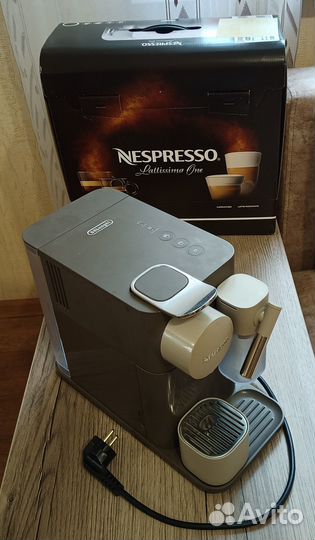 Капсульная кофемашина delonghi nespresso