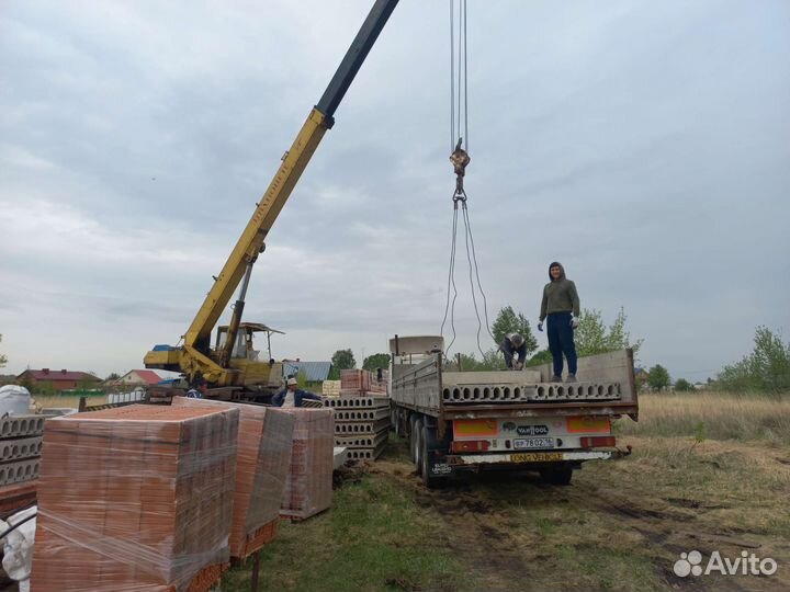 Бортовой полуприцеп длинномер