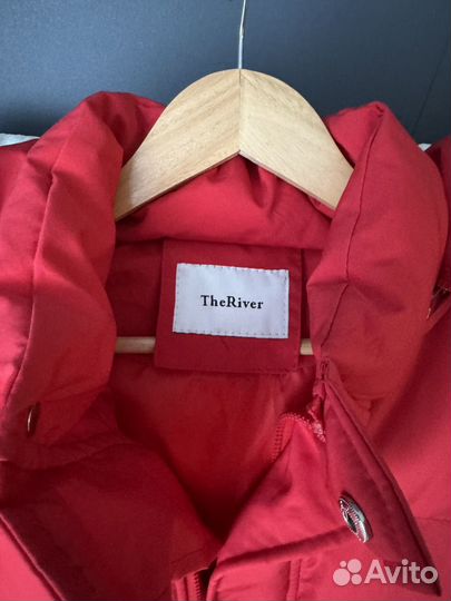 Пуховик зимний женский