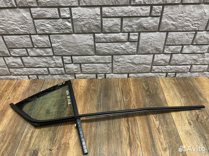 Skoda Octavia A7 Стекло двери задней RH