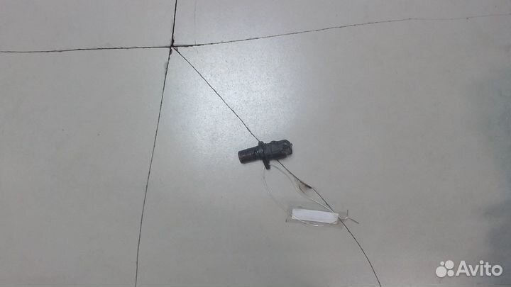 Датчик положения распредвала Toyota Highlander 1