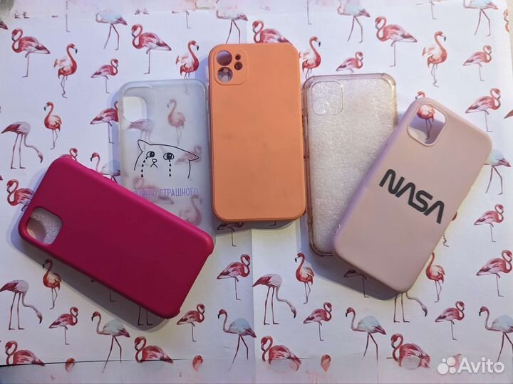 Чехлы на iPhone 11