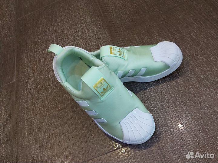 Кроссовки adidas 35 в идеале