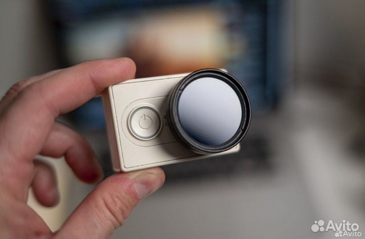 Экшн камера Xiaomi YI Action + комплект