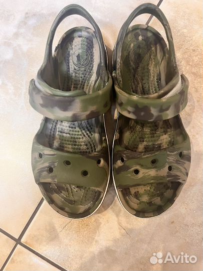 Сандалии crocs c12