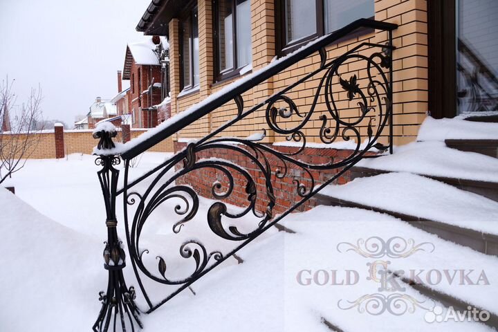 Кованые перила на крыльцо