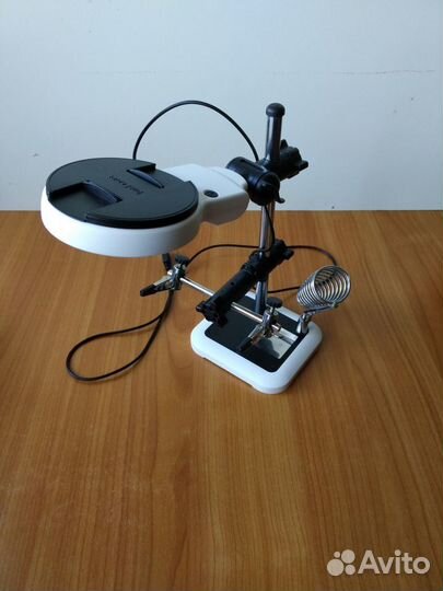 Лупа настольная с держателем (3-я рука)