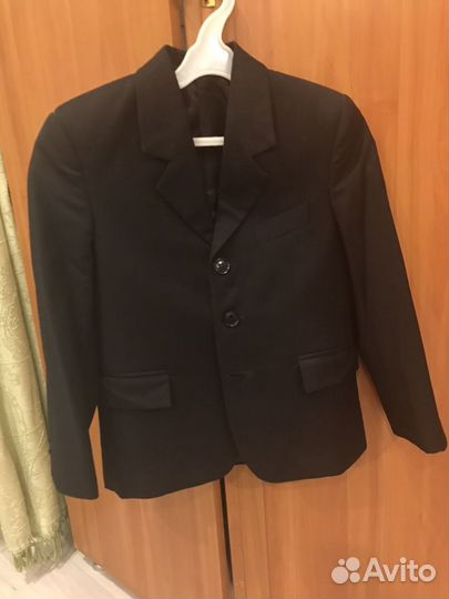 Школьный костюм(тройка)