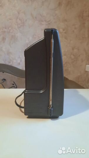 Радиоприемник лира рп-241 СССР