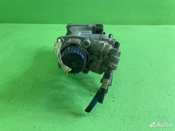 Кран тормозной ножной KAMAZ 5490-S5