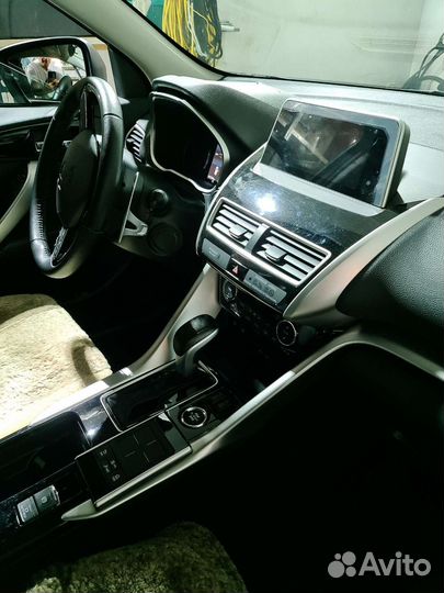 Mitsubishi Eclipse Cross 1.5 CVT, 2019, 19 000 км