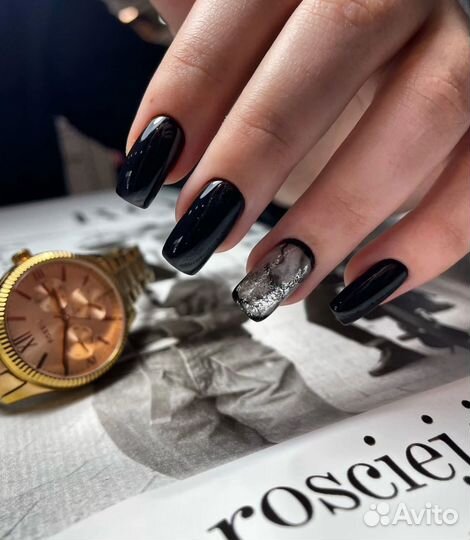 Маникюр+шеллак+дизайн от студии маникюра