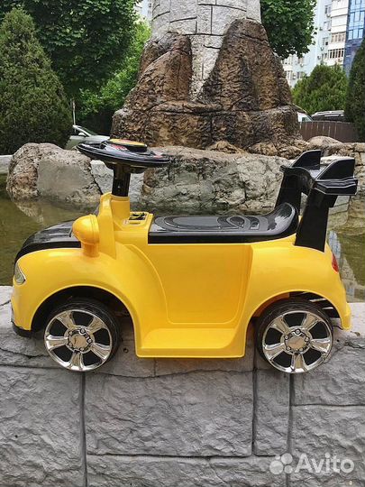 Детский автомобиль