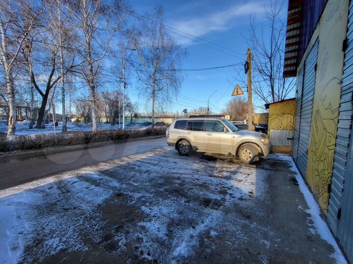 Гараж, > 30 м²
