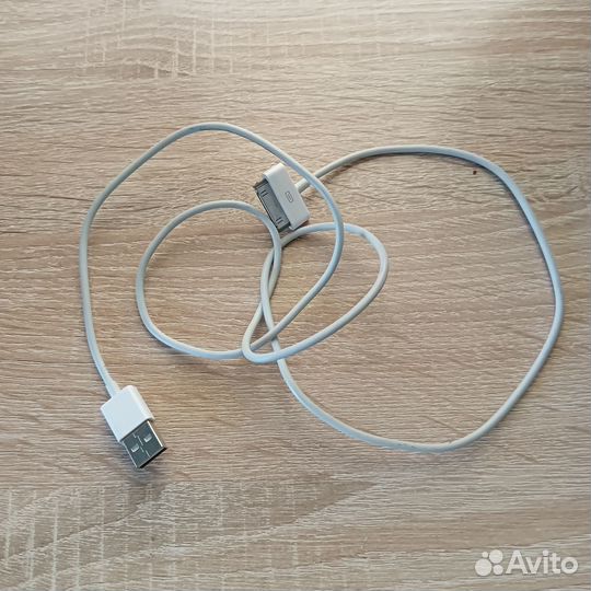 Зарядка на iPhone 4S