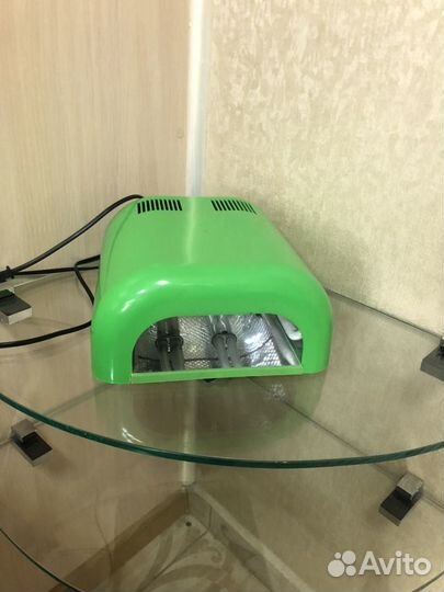 Лампа для маникюра