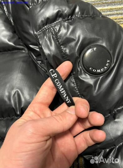 Удобство и стиль: Пуховик Cp company Dd shell