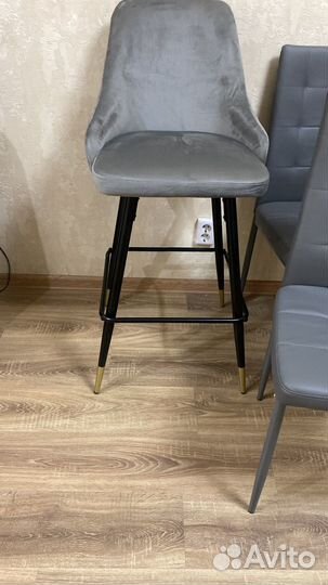 Стулья комплект новые