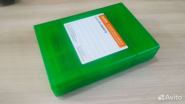 Бокс для хранения SSD и жестких дисков. коробка