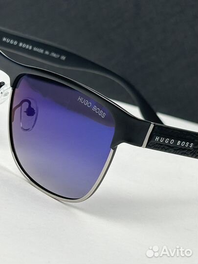 Солнцезащитные очки hugo boss