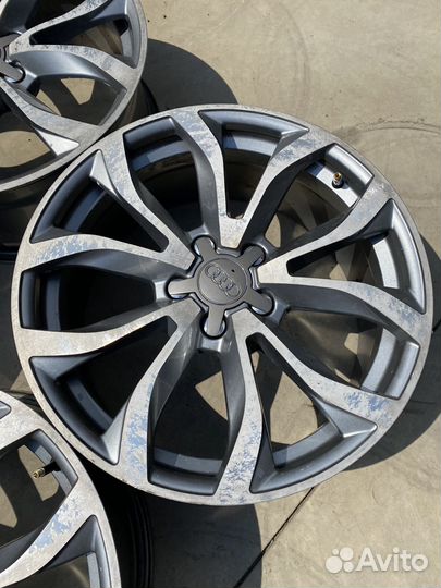 Диски R18/8J; 5x112; ET39; цо66.5 audi