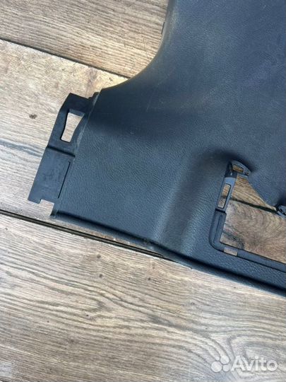 Обшивка центральной стойки левая Honda Civic 4D