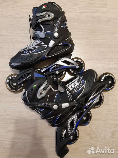 Роликовые коньки Roces. Комплект защиты. Рюкзак