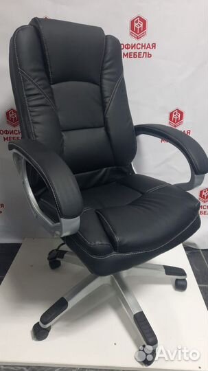 Офисное кресло College BX-3177