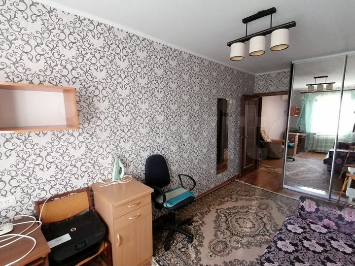 2-к. квартира, 42 м², 1/5 эт.