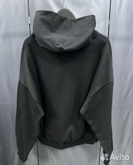 Толстовка yeezy черные псы