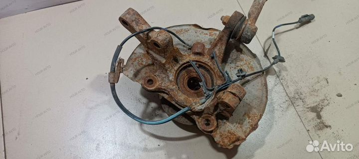 Кулак передний правый Mitsubishi Lancer 10 2007