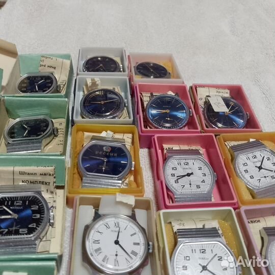 Наручные советские часы победа