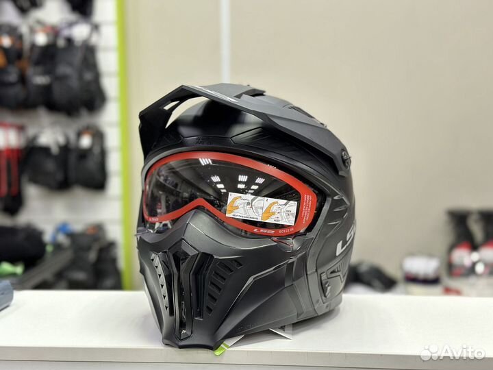 Шлем мотард Combat LS2