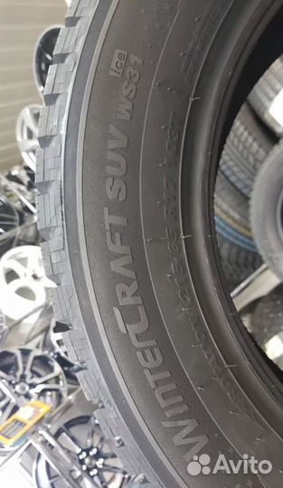 Kumho WinterCraft SUV Ice WS31 215/65 R17