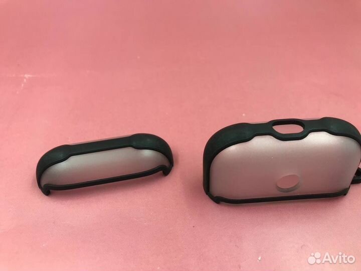 15169 Чехол для наушников Apple