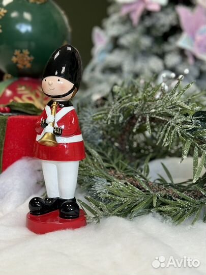 Фигурки сувениры