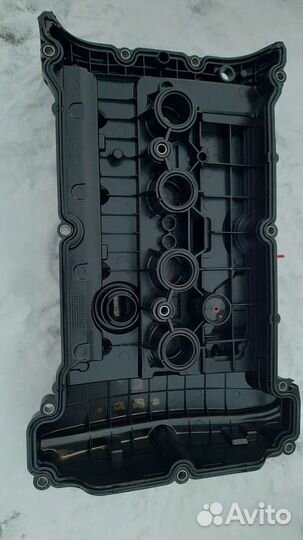 Клапанная крышка Пежо