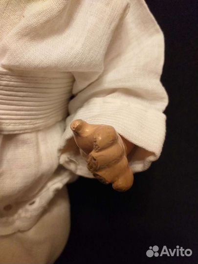 Антикварная кукла