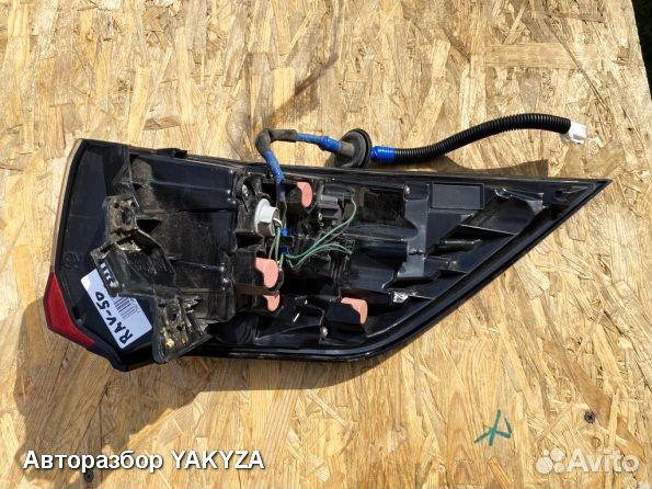 Задний левый правый фонарь Тойота рав4 2018-2023