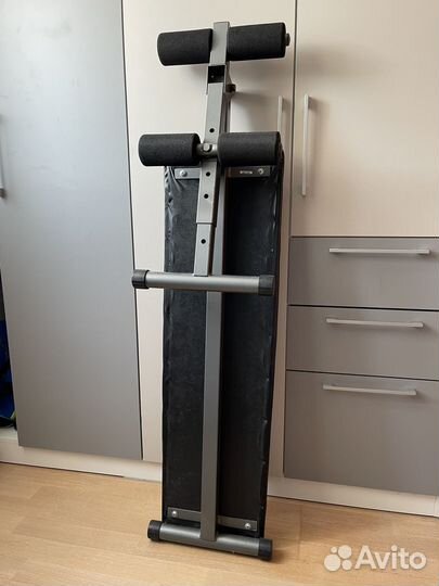 Две скамьи для пресса и спины