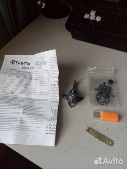 Коллекторный квадрокоптер Eachine E10s pro