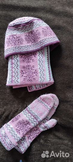 Комплект зимний шапка, шарф, варежки