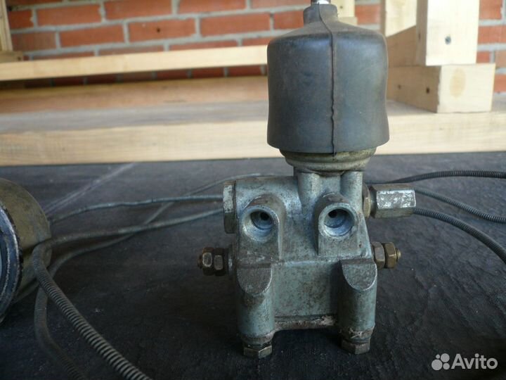 Ретро запчасти для ваз ЗИЛ дт уд 25