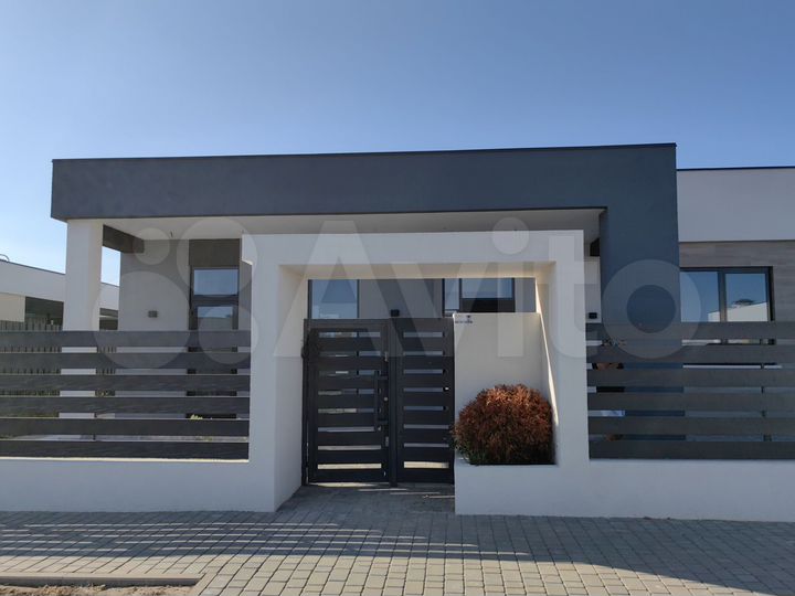 Дом 174 м² на участке 4,3 сот.